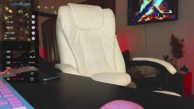 Juliette Sunshine online show from February 2025 09:58:02 PM