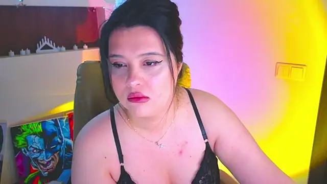 Malika uAngel online show from May 2026 01:11:02 AM