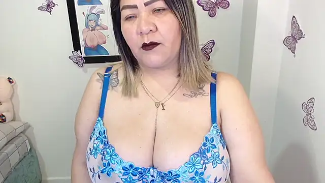 Snapshot of Dalessa_Bigtits chatting on February 2025 11:33:02 PM Dalessa Bigtits online show from February 2025 11:33:02 PM