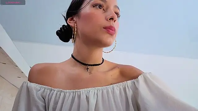 Snapshot of PIA_STONE chatting on June 2026 08:10:02 PM PIA STONE online show from June 2026 08:10:02 PM