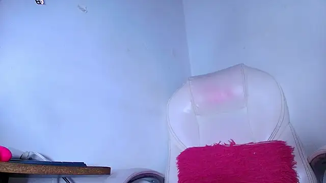 Snapshot of naomi_kyse chatting on January 2025 09:13:01 AM naomi kyse online show from January 2025 09:13:01 AM
