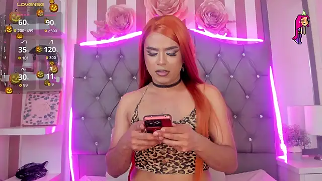 Snapshot of Star-Fire chatting on October 2025 08:49:02 PM Star-Fire online show from October 2025 08:49:02 PM