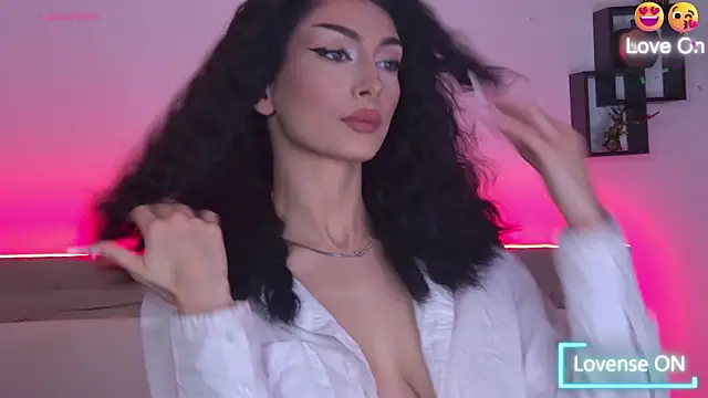 AnyaLobb online show from January 2026 03:22:01 AM