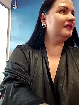 GeorgiaLerox online show from May 2026 01:16:01 PM