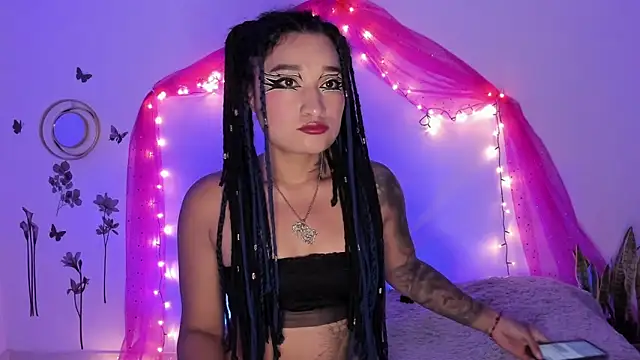 Snapshot of Eva_Lee_ chatting on January 2025 06:01:02 AM Eva Lee online show from January 2025 06:01:02 AM