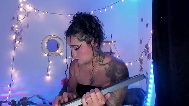 Snapshot of Eva_Lee_ chatting on March 2025 06:24:02 AM Eva Lee online show from March 2025 06:24:02 AM