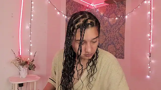 Snapshot of Eva_Lee_ chatting on May 2026 10:01:01 AM Eva Lee online show from May 2026 10:01:01 AM