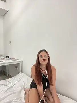 lovebellagrey online show from May 2026 12:32:01 PM