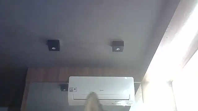 Skinny-Kitten online show from June 2026 07:27:02 PM