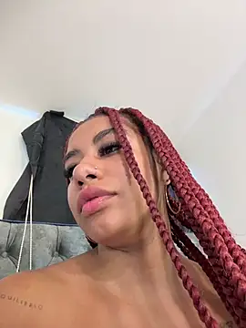 ATENEA SEXXXY online show from April 2026 07:12:01 PM