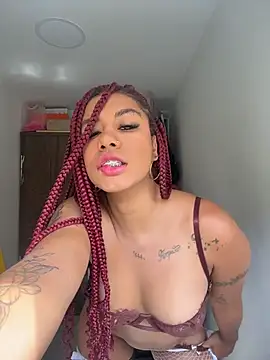 ATENEA SEXXXY online show from May 2026 06:58:02 PM