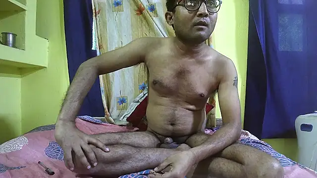 Snapshot of Cute_boy2000 chatting on January 2025 10:06:02 AM Cute boy2000 online show from January 2025 10:06:02 AM