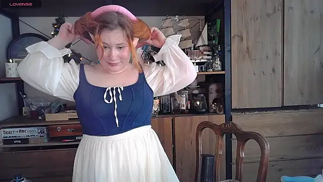 FluffyRainbowKity online show from December 2025 11:08:01 AM