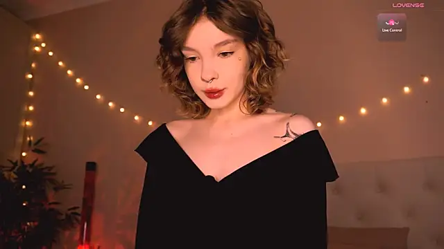 Snapshot of morphesoull chatting on October 2025 11:51:02 AM morphesoull online show from October 2025 11:51:02 AM