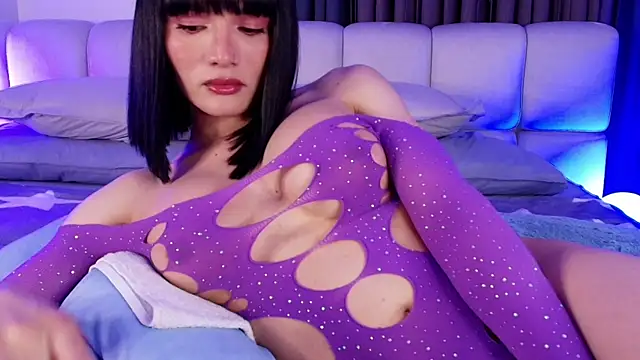 Snapshot of sweetieluna01 chatting on April 2026 06:19:02 PM sweetieluna01 online show from April 2026 06:19:02 PM