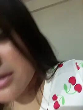 Snapshot of LuceroRm chatting on March 2026 05:36:01 AM LuceroRm online show from March 2026 05:36:01 AM