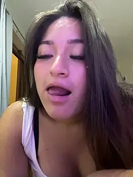 Snapshot of LuceroRm chatting on March 2026 06:24:02 AM LuceroRm online show from March 2026 06:24:02 AM