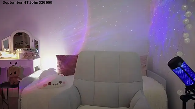 ImKeira online show from September 2025 07:06:02 PM