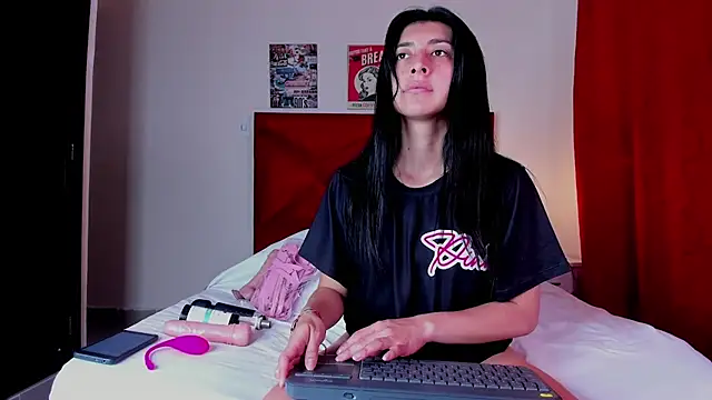 EmmaWilliamss online show from February 2025 05:09:01 PM