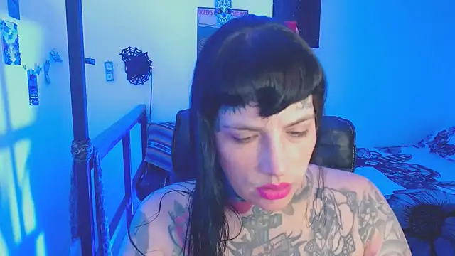 Snapshot of VampGirl1 chatting on December 2024 07:23:01 PM VampGirl1 online show from December 2024 07:23:01 PM