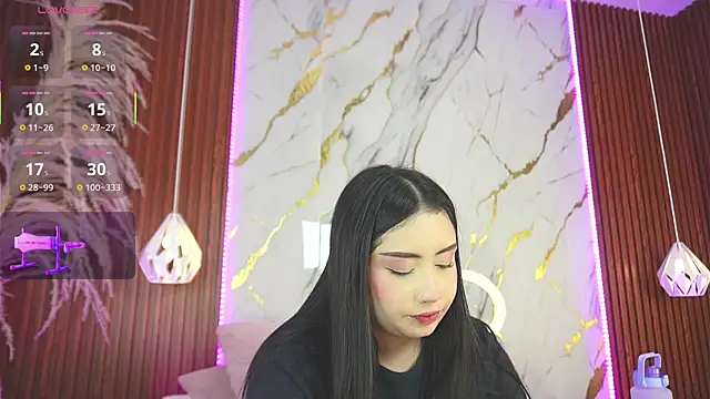 Snapshot of haylie_ chatting on February 2025 05:14:01 AM haylie online show from February 2025 05:14:01 AM