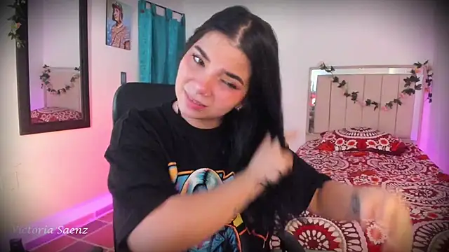 victoriaasaenz  online show from February 2026 12:47:02 AM