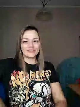 Snapshot of KrissSexi chatting on January 2025 06:03:01 AM KrissSexi online show from January 2025 06:03:01 AM