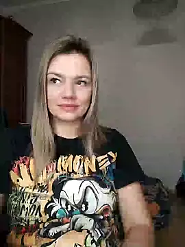 Snapshot of KrissSexi chatting on January 2025 01:53:02 PM KrissSexi online show from January 2025 01:53:02 PM