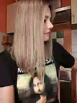 Snapshot of KrissSexi chatting on February 2025 08:38:02 PM KrissSexi online show from February 2025 08:38:02 PM