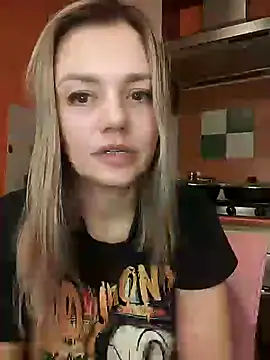 Snapshot of KrissSexi chatting on February 2025 01:00:01 AM KrissSexi online show from February 2025 01:00:01 AM