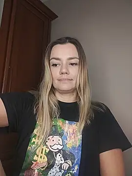 KrissSexi online show from November 2025 01:21:02 PM