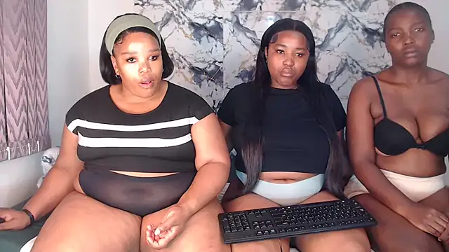 SexyAmeena2002 online show from June 2026 10:01:02 PM