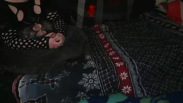 Snapshot of SussiundStrolch chatting on January 2025 01:59:01 PM SussiundStrolch online show from January 2025 01:59:01 PM