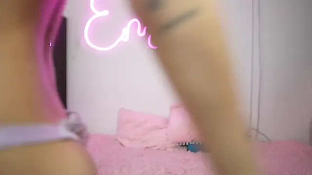 Snapshot of emily_smittt chatting on January 2025 12:11:01 AM emily smittt online show from January 2025 12:11:01 AM