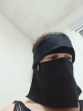 KHALIJIA-ARABIA-couple online show from May 2026 10:15:02 PM