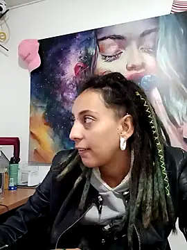 Snapshot of ORIANNA_BODMOD chatting on December 2024 07:04:01 AM ORIANNA BODMOD online show from December 2024 07:04:01 AM