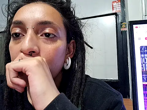 Snapshot of ORIANNA_BODMOD chatting on October 2025 11:16:02 PM ORIANNA BODMOD online show from October 2025 11:16:02 PM