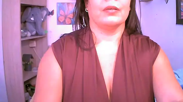 ChiaraFioree online show from April 2026 08:04:02 PM