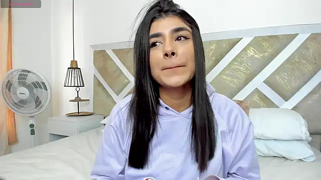 ZiaCalifa online show from February 2026 12:37:01 PM