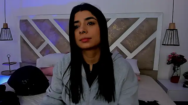 ZiaCalifa online show from June 2026 11:46:02 AM