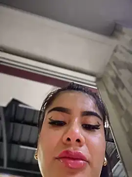 Insane Issa online show from March 2025 10:27:02 PM