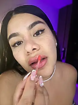 Insane Issa online show from March 2026 11:20:01 PM