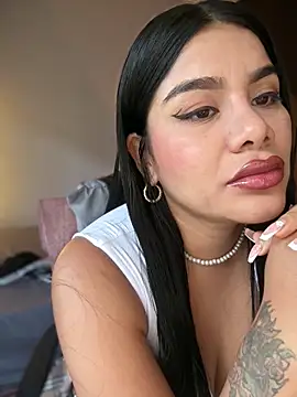 Insane Issa online show from March 2026 09:20:02 PM