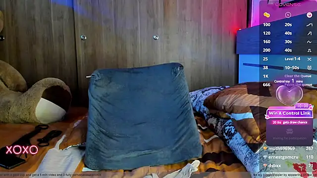 Snapshot of Mark_Kamper chatting on December 2024 01:07:01 AM Mark Kamper online show from December 2024 01:07:01 AM