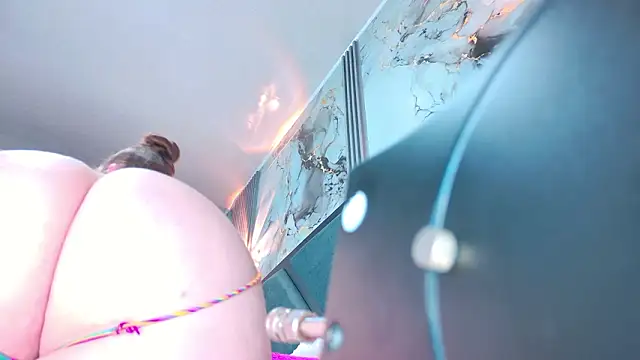 NathaxaLeans online show from February 2026 11:48:01 AM