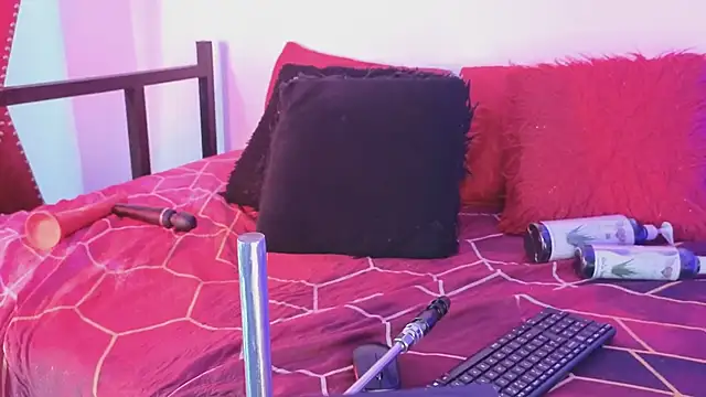 MishaKinki online show from February 2025 12:06:01 AM