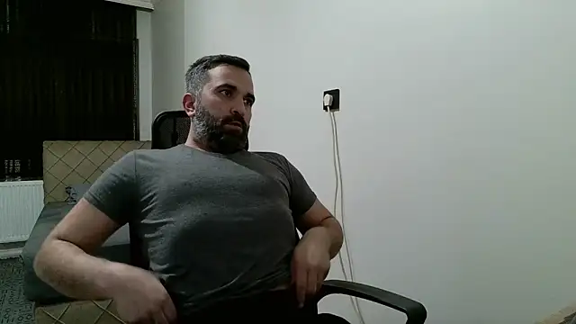 Snapshot of tgltplsr chatting on February 2026 10:28:01 PM tgltplsr online show from February 2026 10:28:01 PM