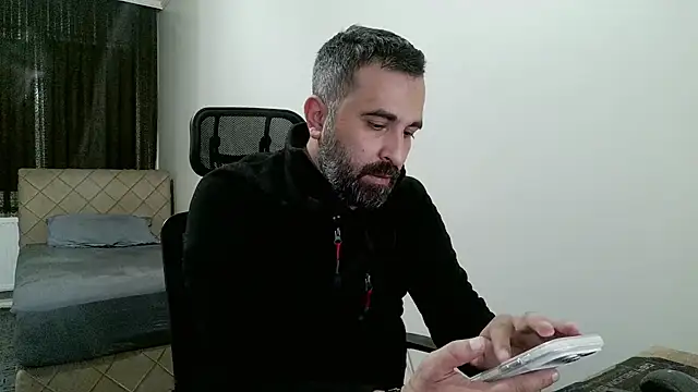 Snapshot of tgltplsr chatting on March 2026 10:38:01 PM tgltplsr online show from March 2026 10:38:01 PM