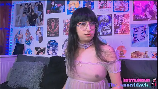 Snapshot of snowblack_ chatting on February 2026 05:31:01 PM snowblack online show from February 2026 05:31:01 PM