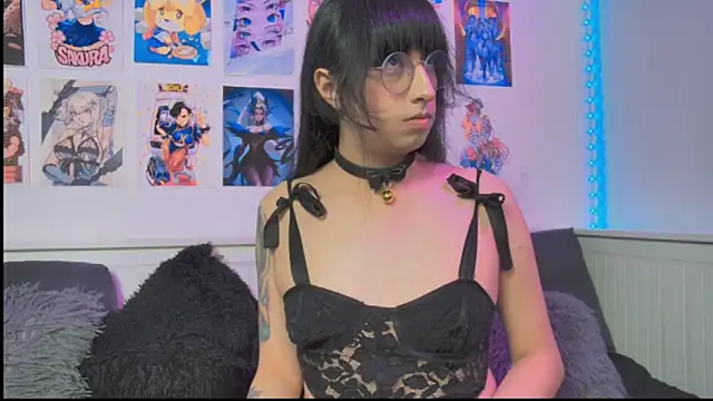 snowblack  online show from June 2026 03:48:01 PM